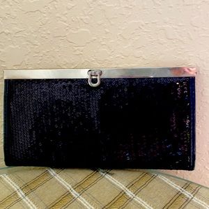 Black sequence small clutch